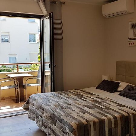 Apartments Alea Ровинь Экстерьер фото
