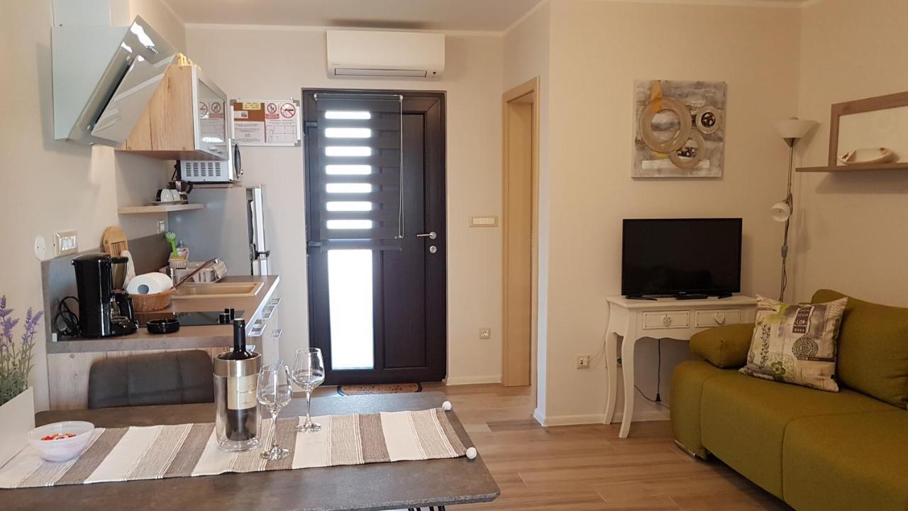 Apartments Alea Ровинь Экстерьер фото