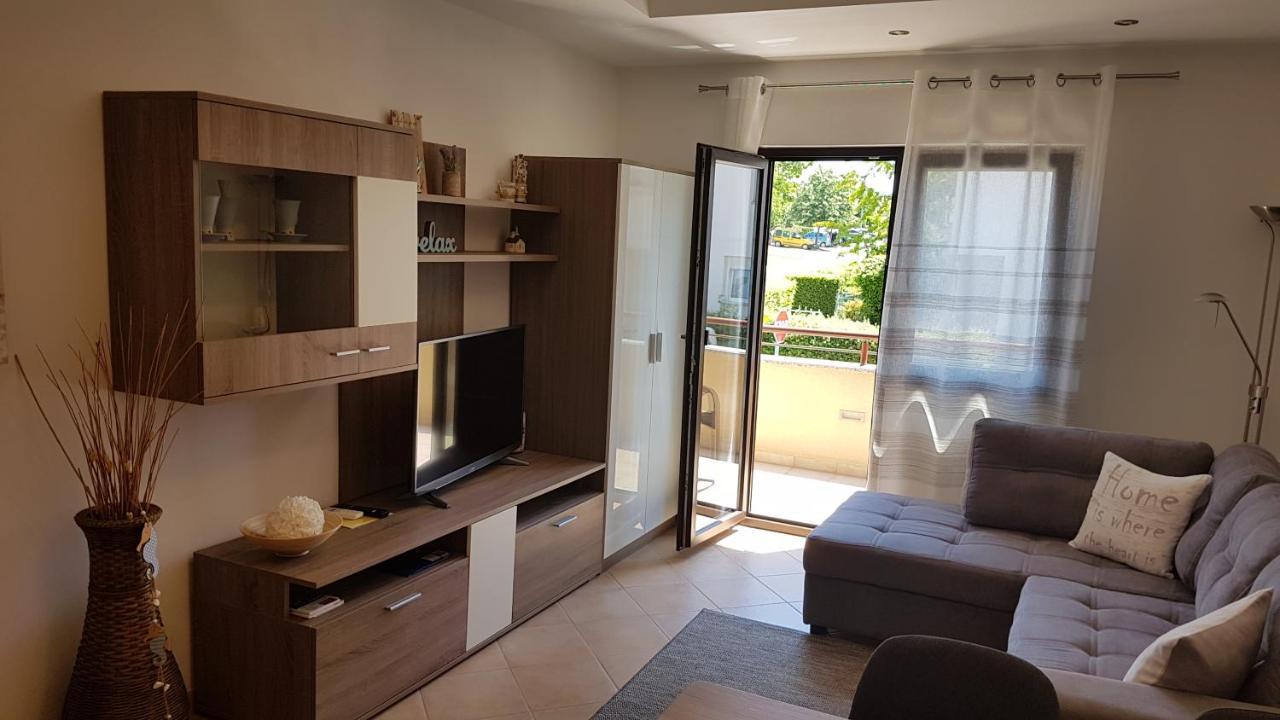 Apartments Alea Ровинь Экстерьер фото