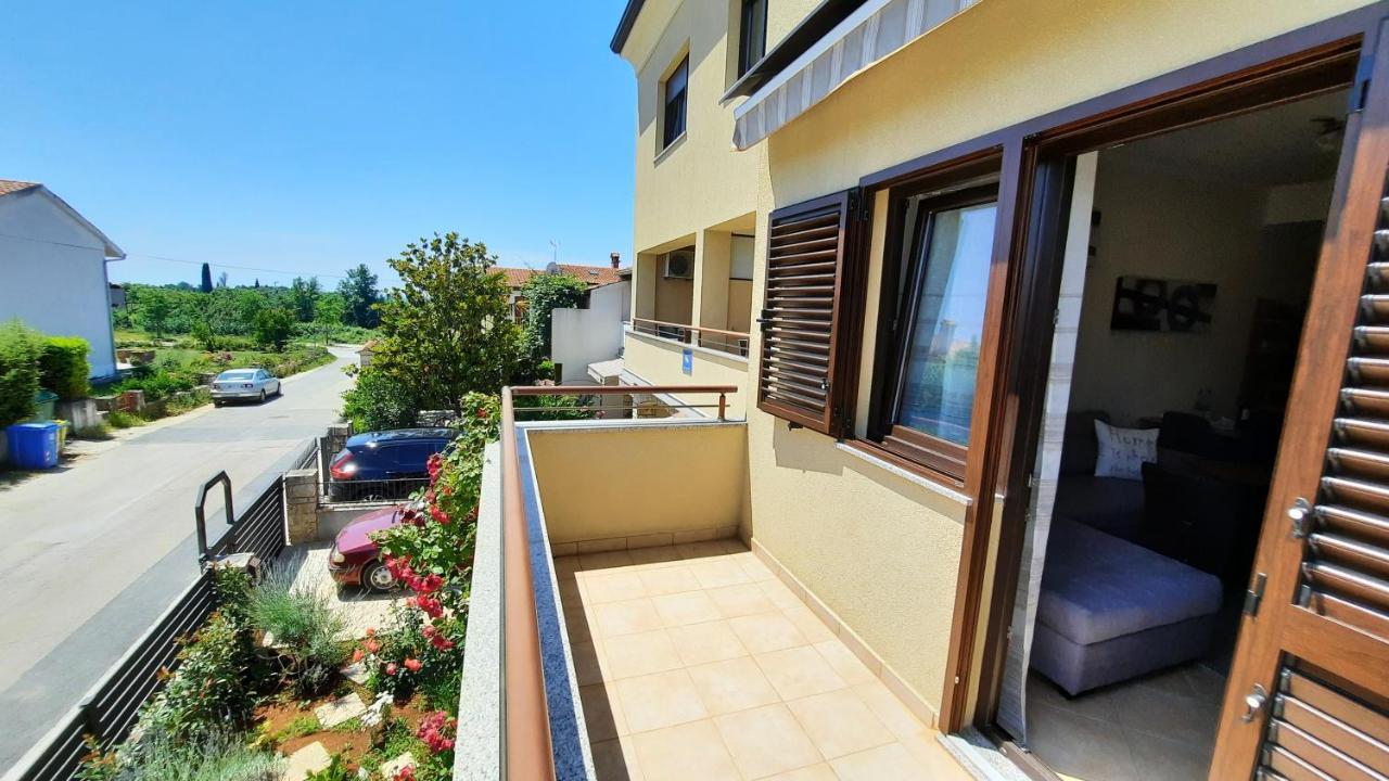 Apartments Alea Ровинь Экстерьер фото