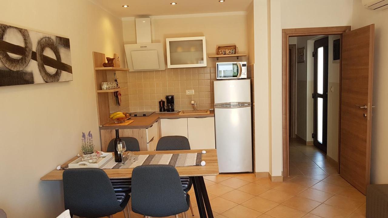 Apartments Alea Ровинь Экстерьер фото
