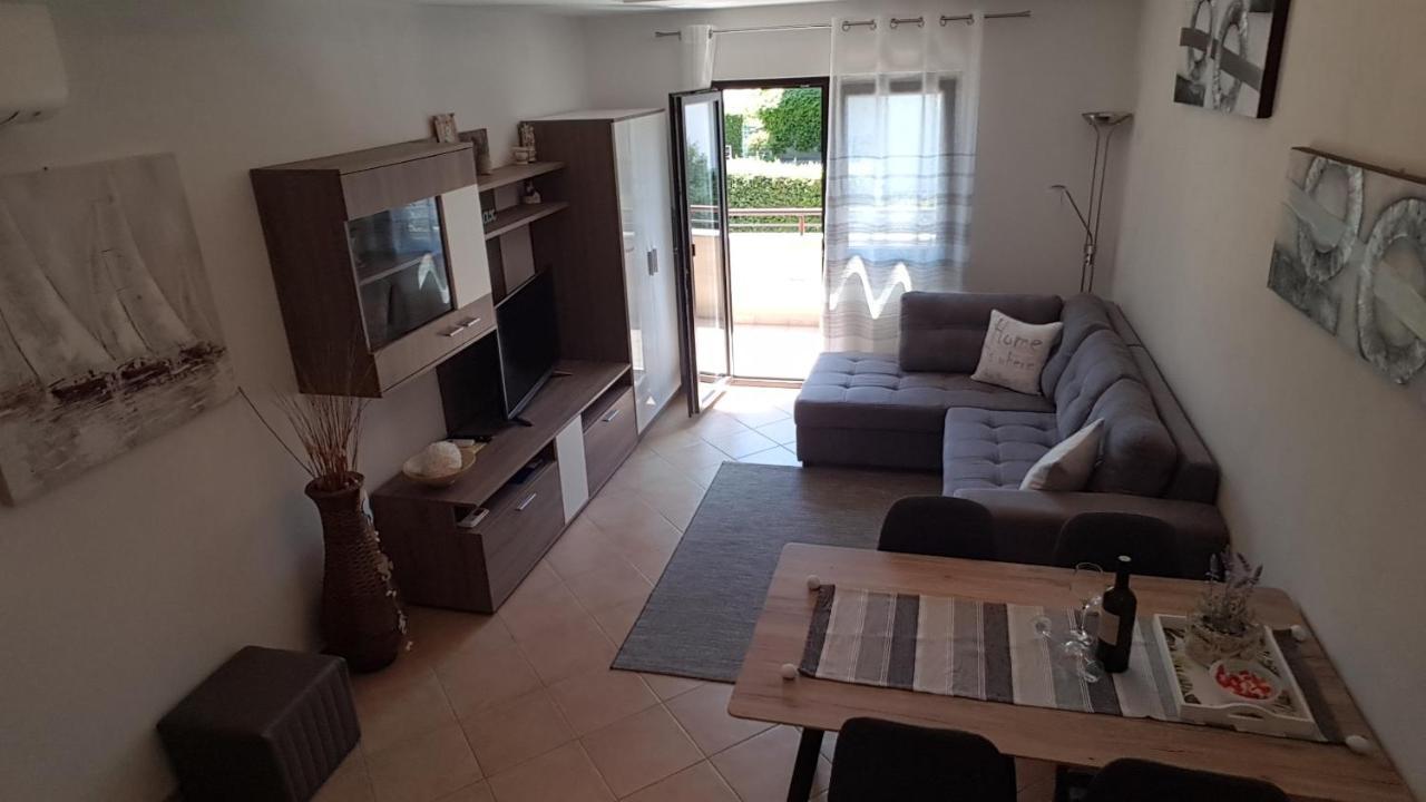 Apartments Alea Ровинь Экстерьер фото