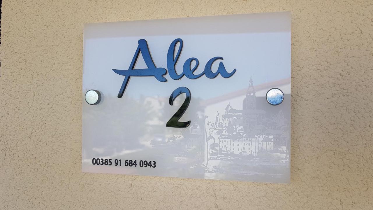 Apartments Alea Ровинь Экстерьер фото