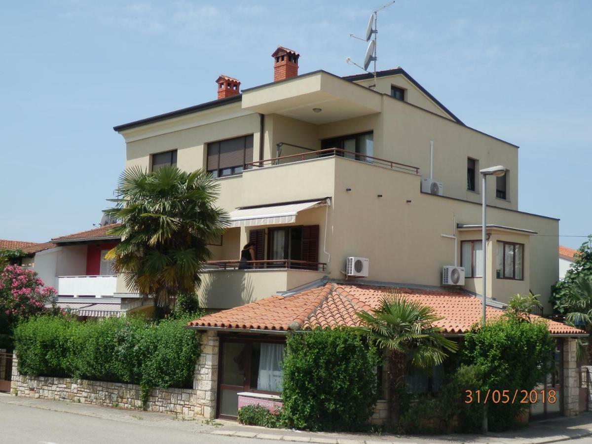 Apartments Alea Ровинь Экстерьер фото